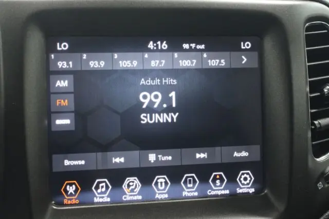 2019 Jeep Compass Trailhawk 4X4 photo 3