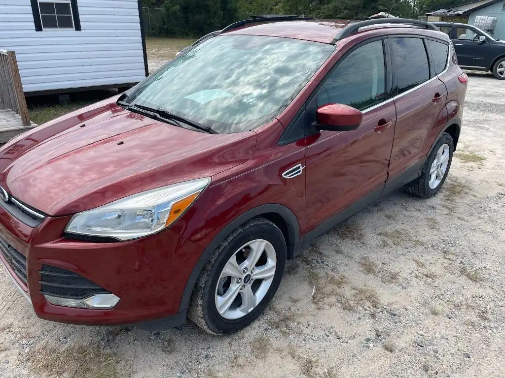 2016 Ford Escape SE's photo