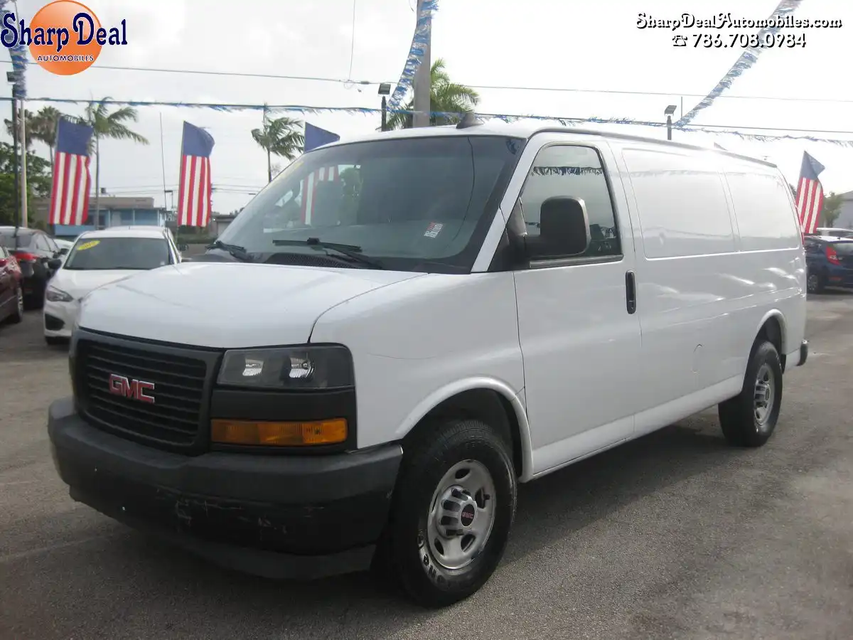 2020 GMC Savana 2500's photo