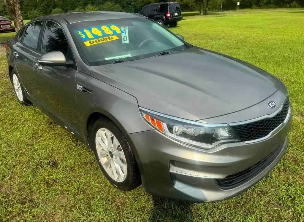 2016 Kia Optima LX AT's photo