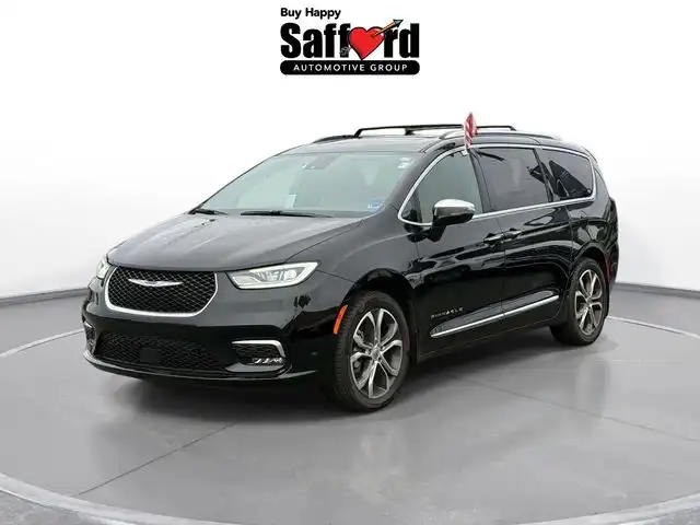 2024 Chrysler Pacifica Pinnacle AWD's photo