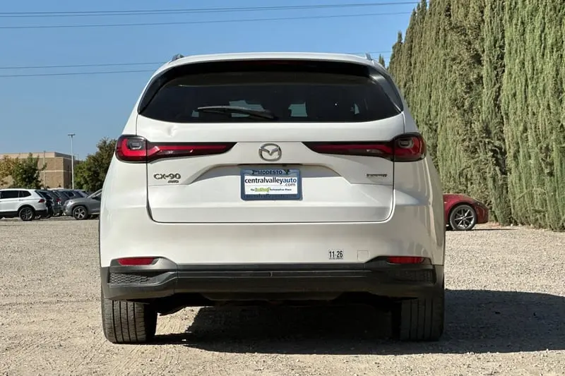 2024 Mazda CX-90 Turbo Select Package photo 4