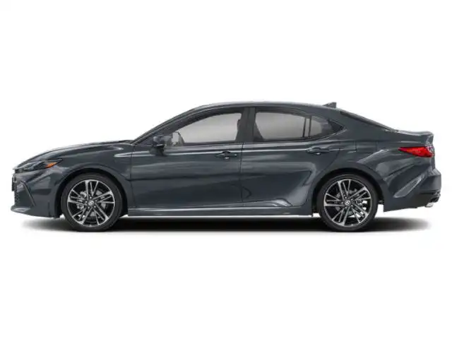 2026 Toyota Camry SE Hybrid's photo