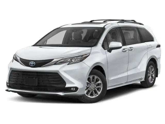 2026 Toyota Sienna XLE 8-Passenger Hybrid FWD's photo