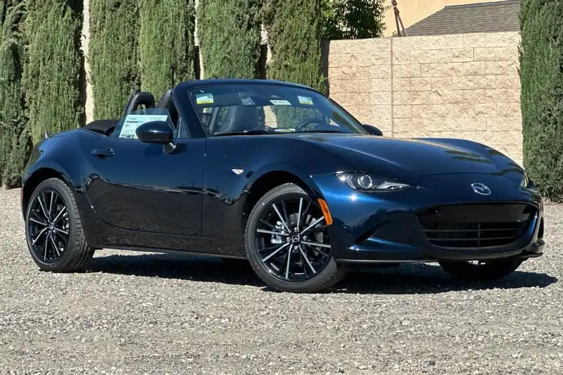 2026 Mazda MX-5 Miata Grand Touring's photo