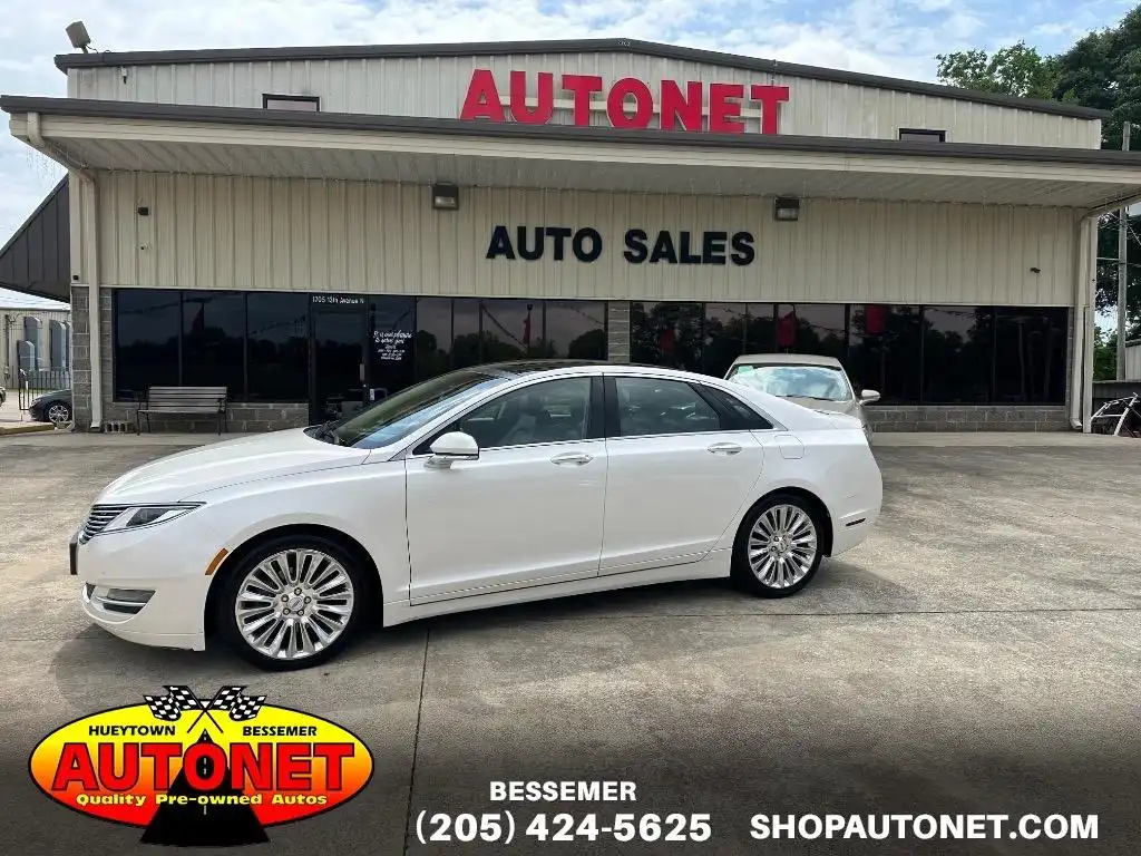 2015 Lincoln MKZ Front Wheel Drive's photo