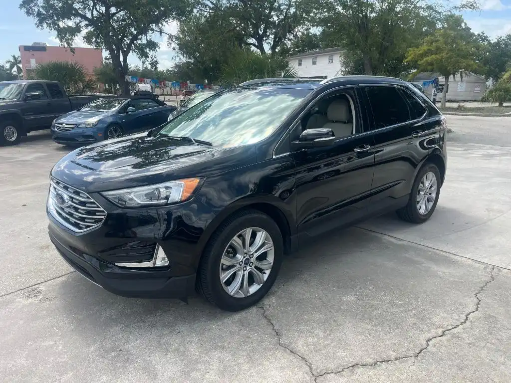 2019 Ford Edge Titanium AWD's photo