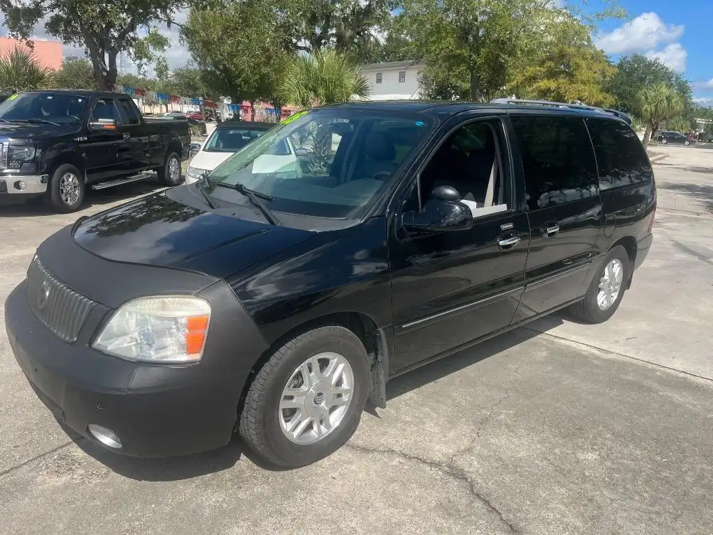 2005 Mercury Monterey Premier's photo