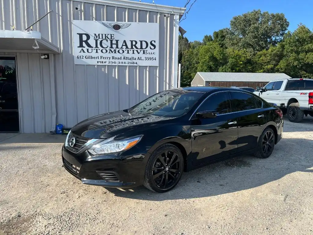 2017 Nissan Altima 2.5 SR's photo