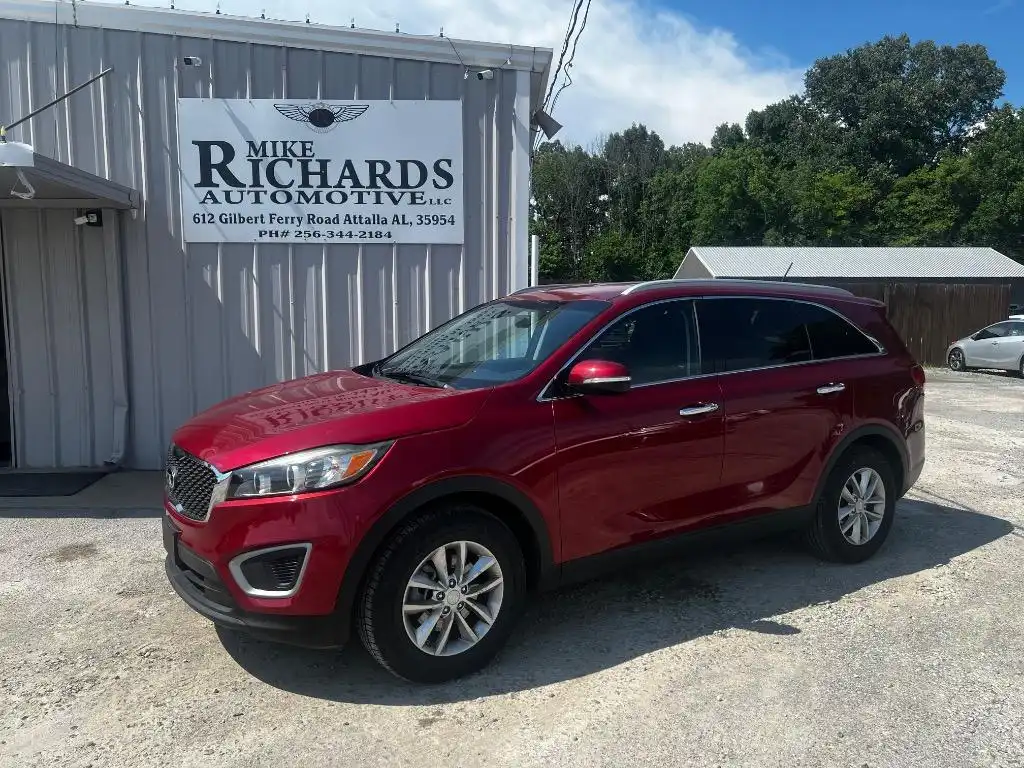 2017 Kia Sorento LX AT's photo