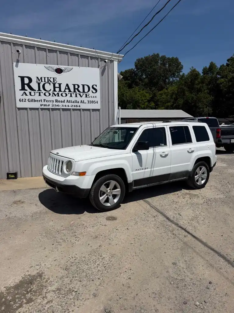 2011 Jeep Patriot Latitude X's photo