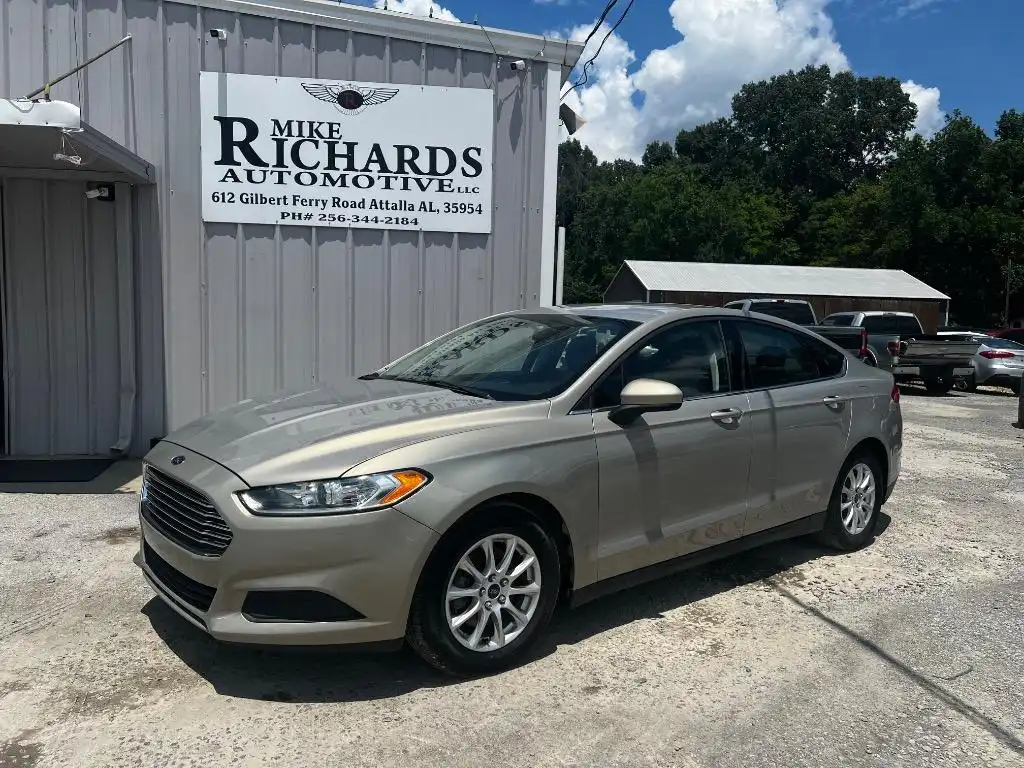 2015 Ford Fusion S FWD's photo