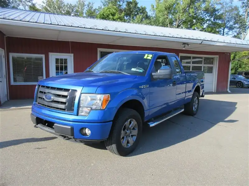 2012 Ford F-150 STX 4WD SuperCab 145 in's photo