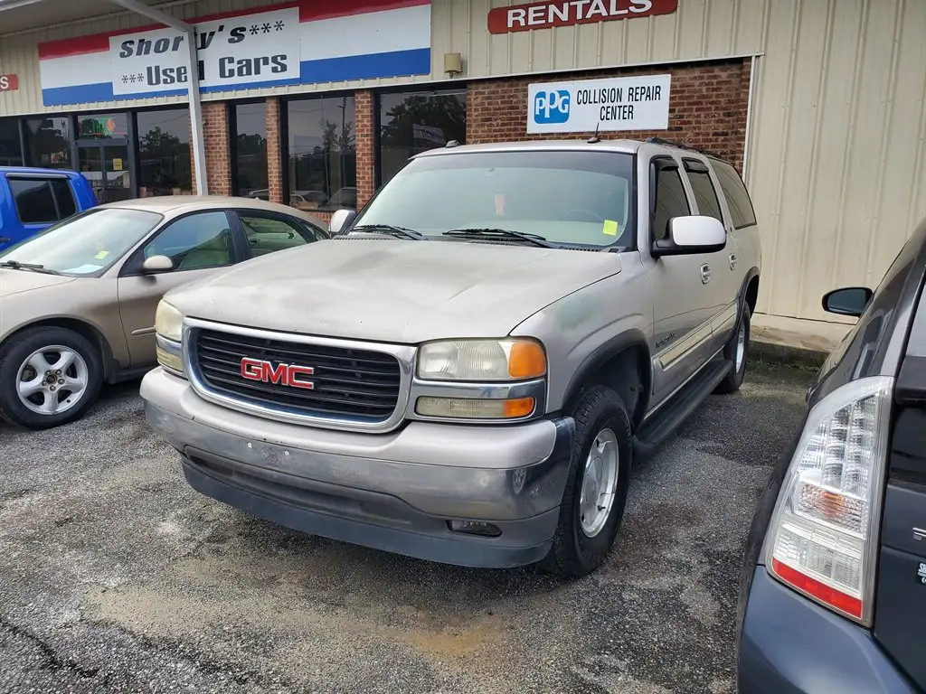 2005 GMC Yukon SLE 2WD 1/2 Ton's photo
