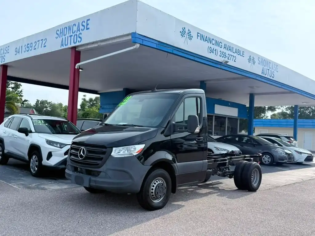 2023 Mercedes-Benz Sprinter 3500XD 144 WB HO's photo