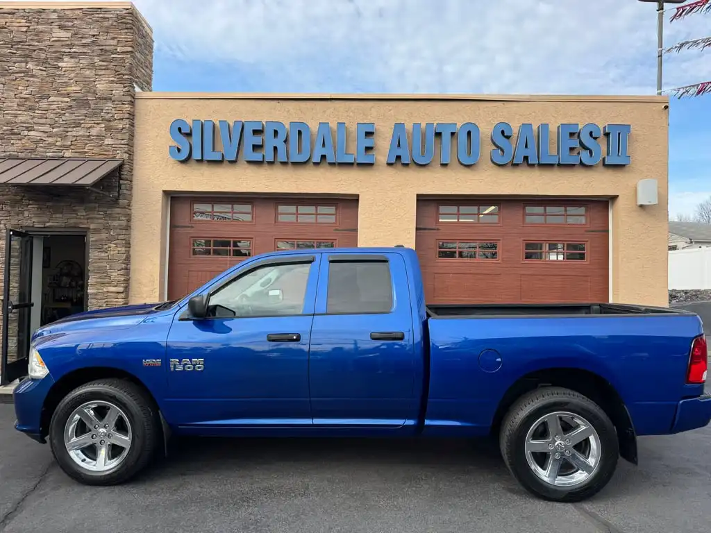2018 RAM 1500 Express 4x4 Quad Cab 6'4's photo