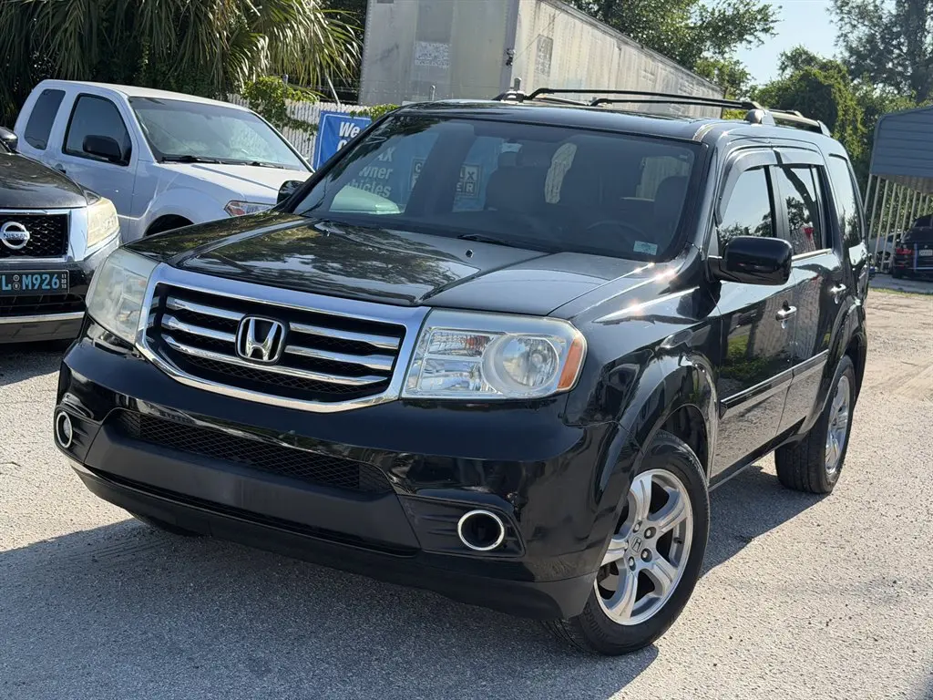 Vehicle Image 1