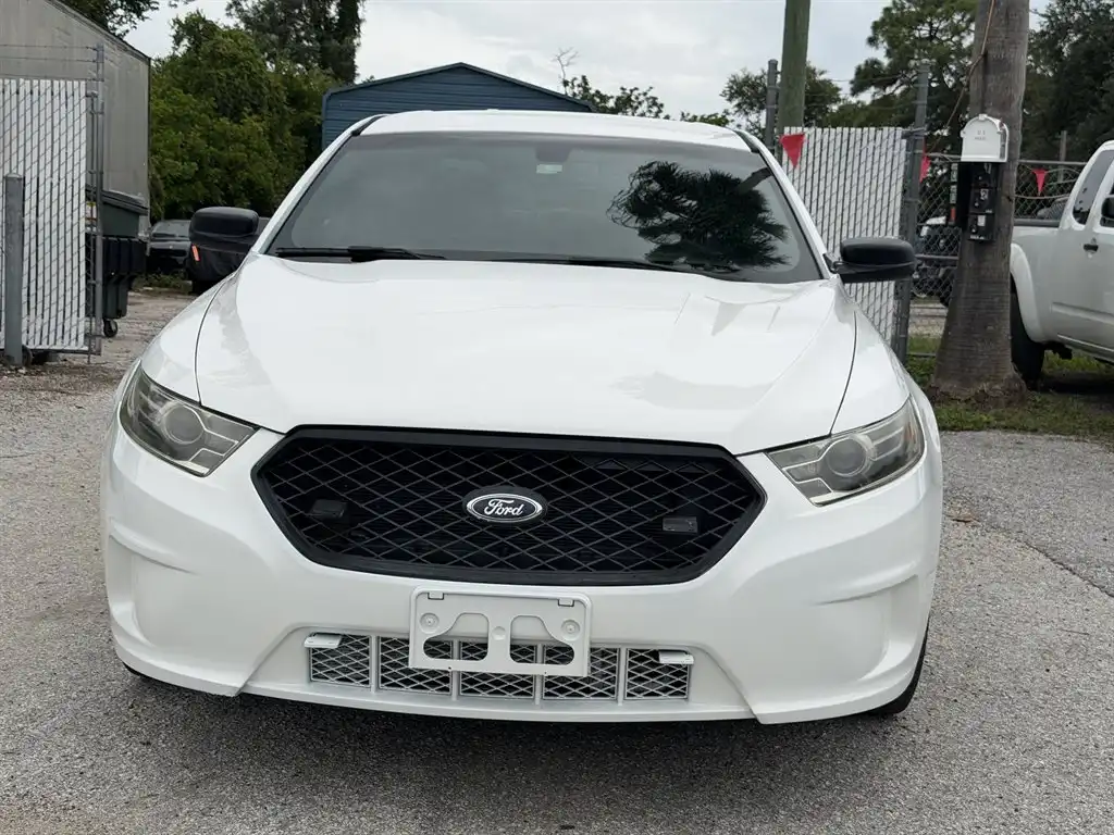 2014 Ford Taurus's photo