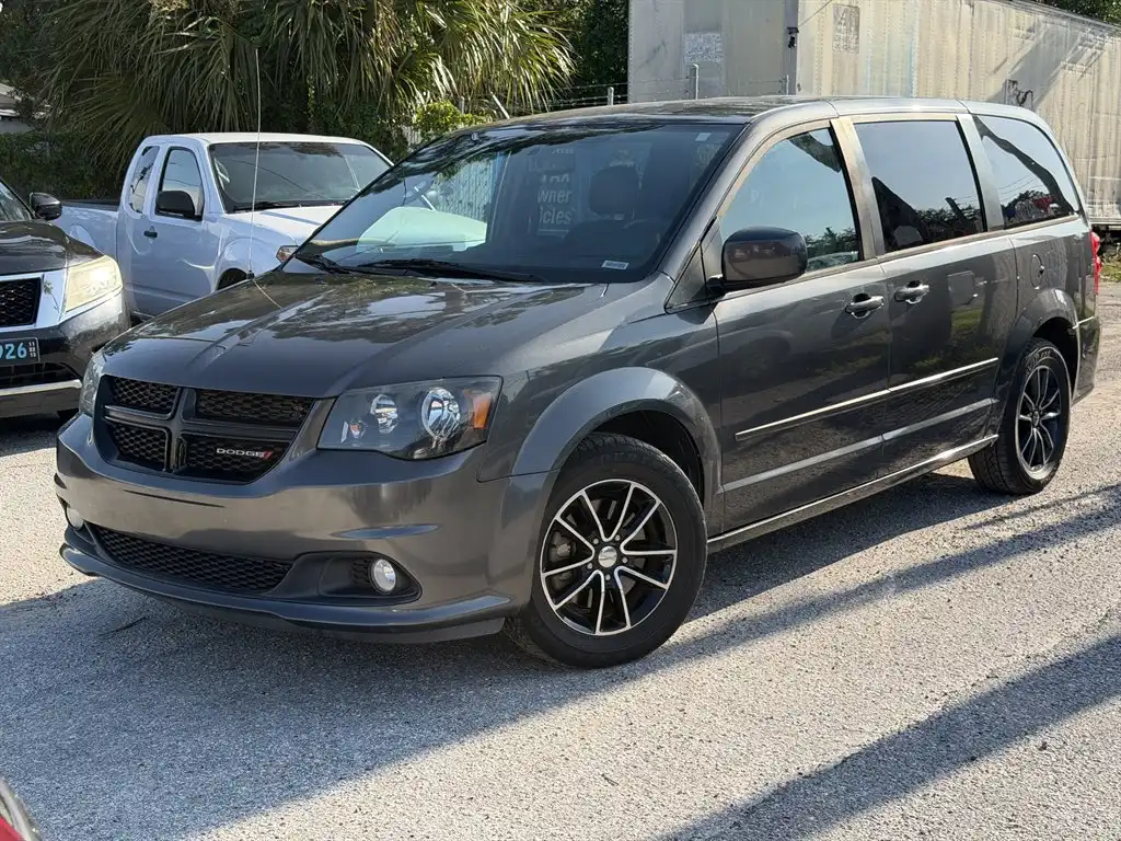 2015 Dodge Grand Caravan SXT's photo