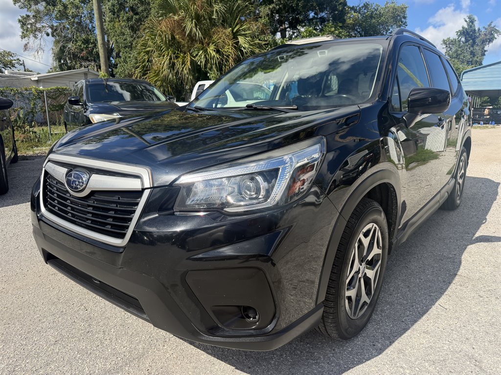 2020 Subaru Forester Premium's photo