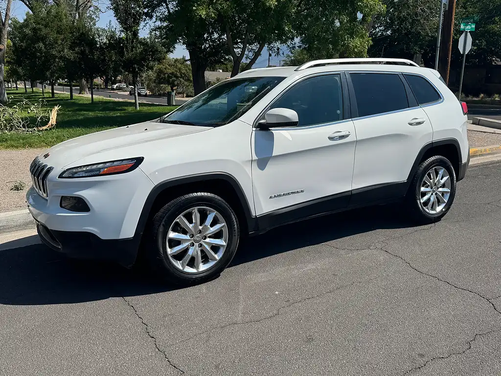 2016 Jeep Cherokee Limited 4X4's photo