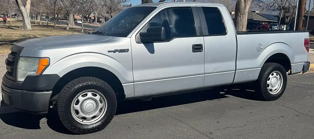2013 Ford F-150 XL SuperCab 145-in's photo