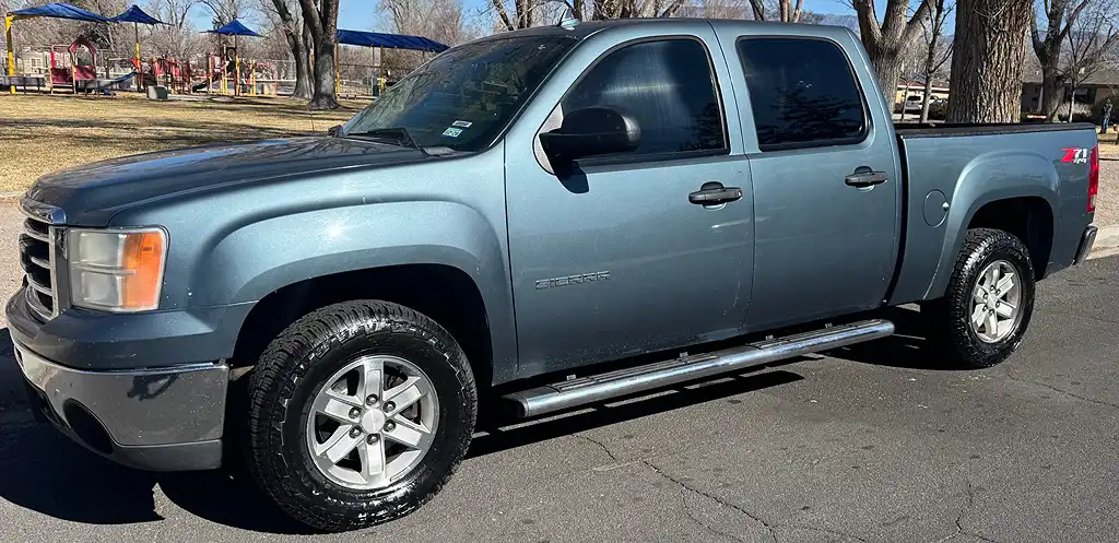 2013 GMC Sierra 4WD Crew Cab SLE SWB's photo