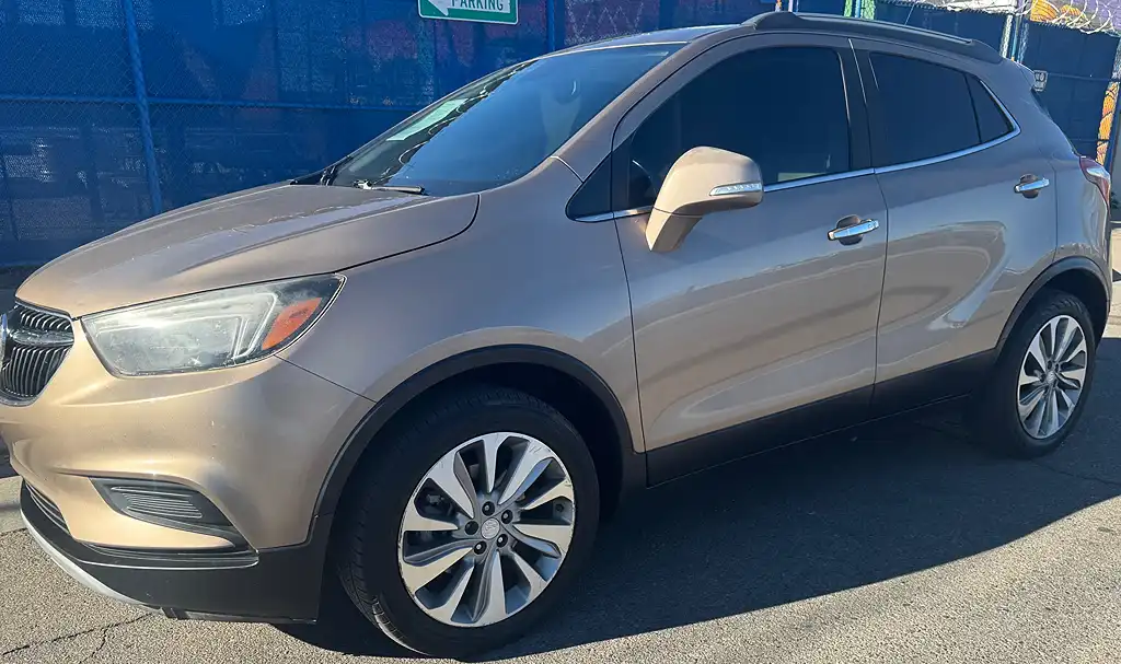 2018 Buick Encore Preferred's photo