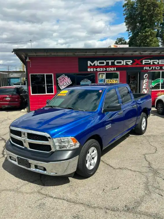 2017 RAM 1500 Tradesman Crew Cab 5'7's photo