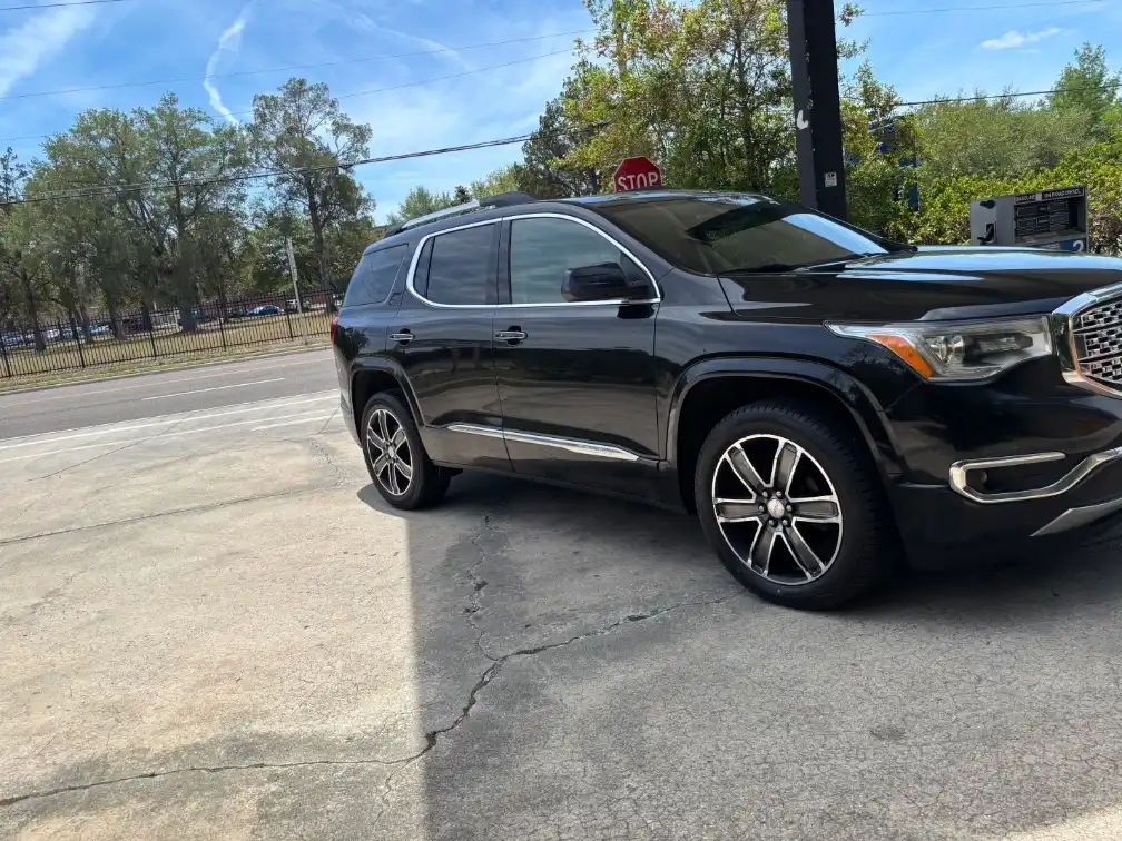 2017 GMC Acadia Denali AWD's photo