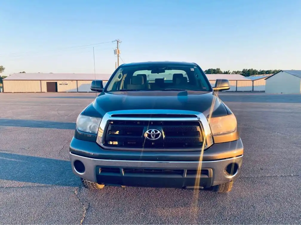2011 Toyota Tundra 4.0 Auto Tundra Grade Double Cab's photo