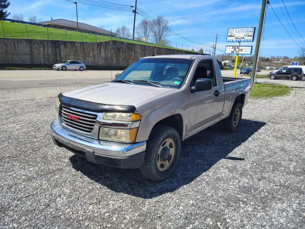 2009 GMC Canyon 4WD Regular Cab WT's photo