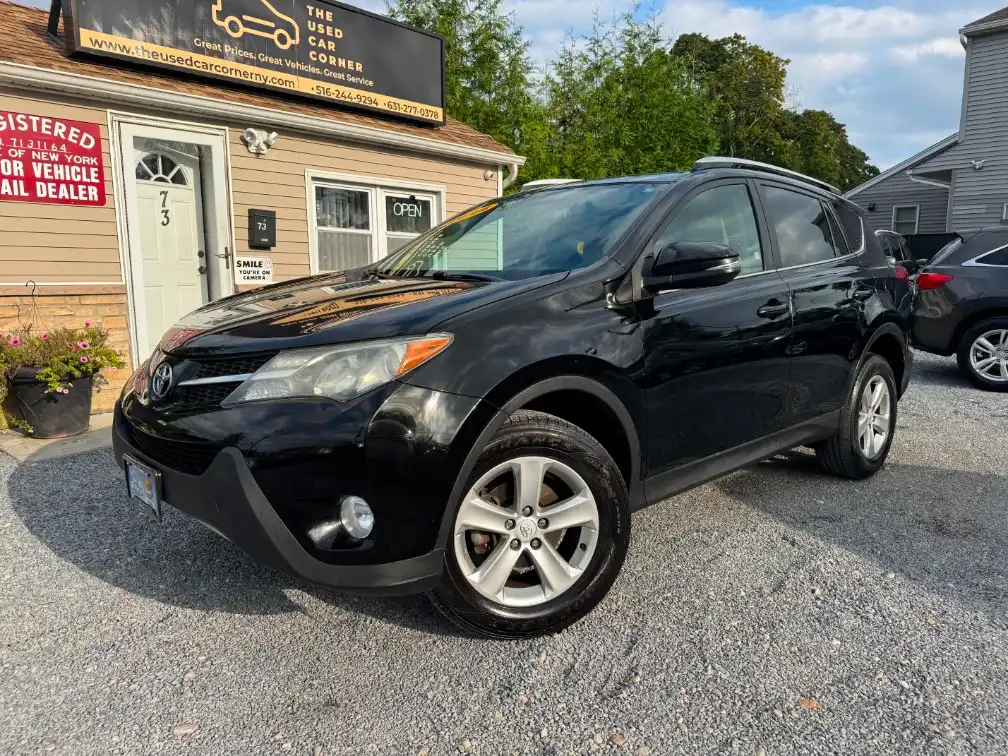 2014 Toyota RAV4 XLE AWD's photo