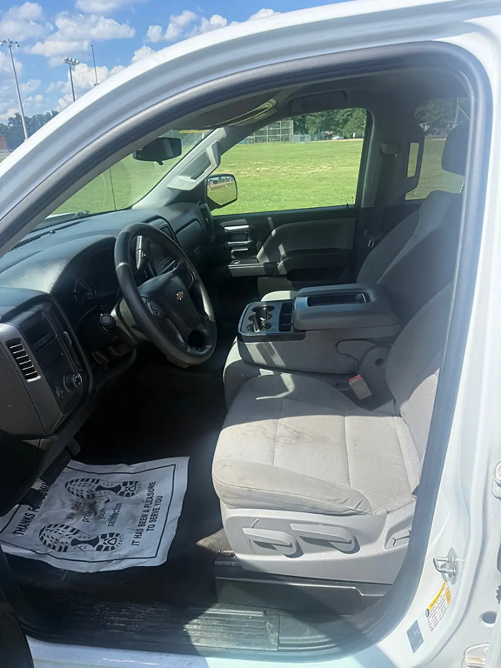 2017 Chevrolet Silverado 1500 Custom Double Cab Std Box photo 4