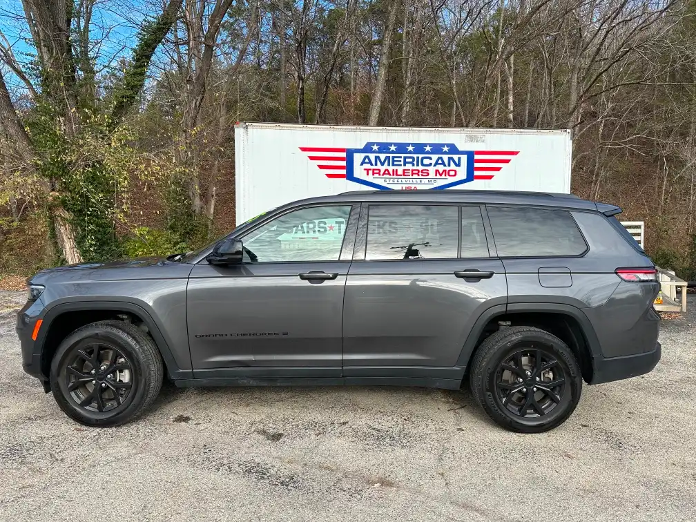 2024 Jeep Grand Cherokee L Altitude 4x4's photo
