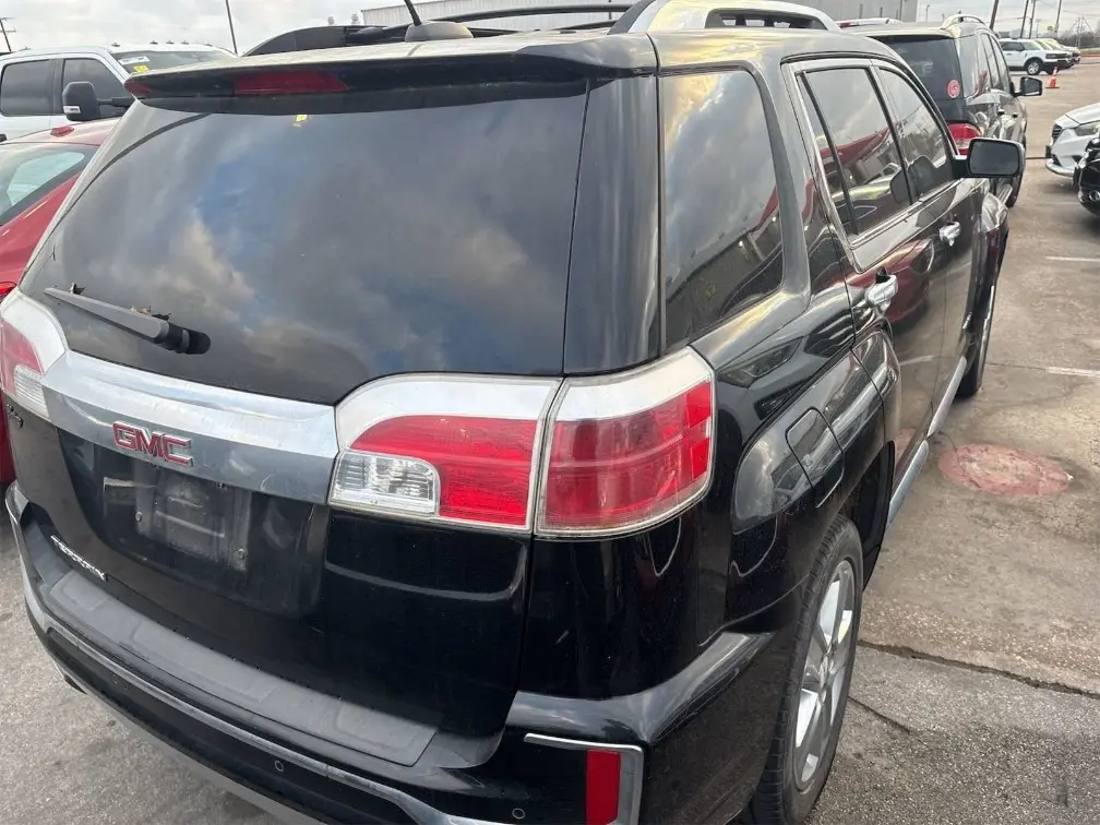 2016 GMC Terrain Denali FWD photo 4