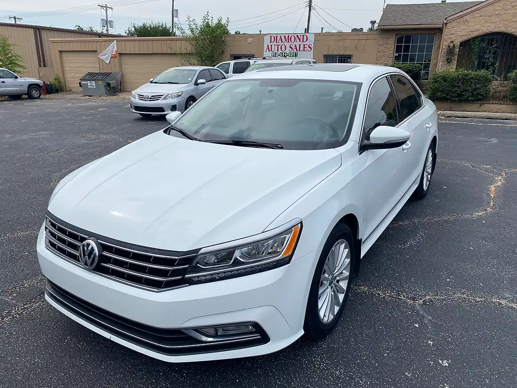 2017 Volkswagen Passat 1.8T SE Auto's photo