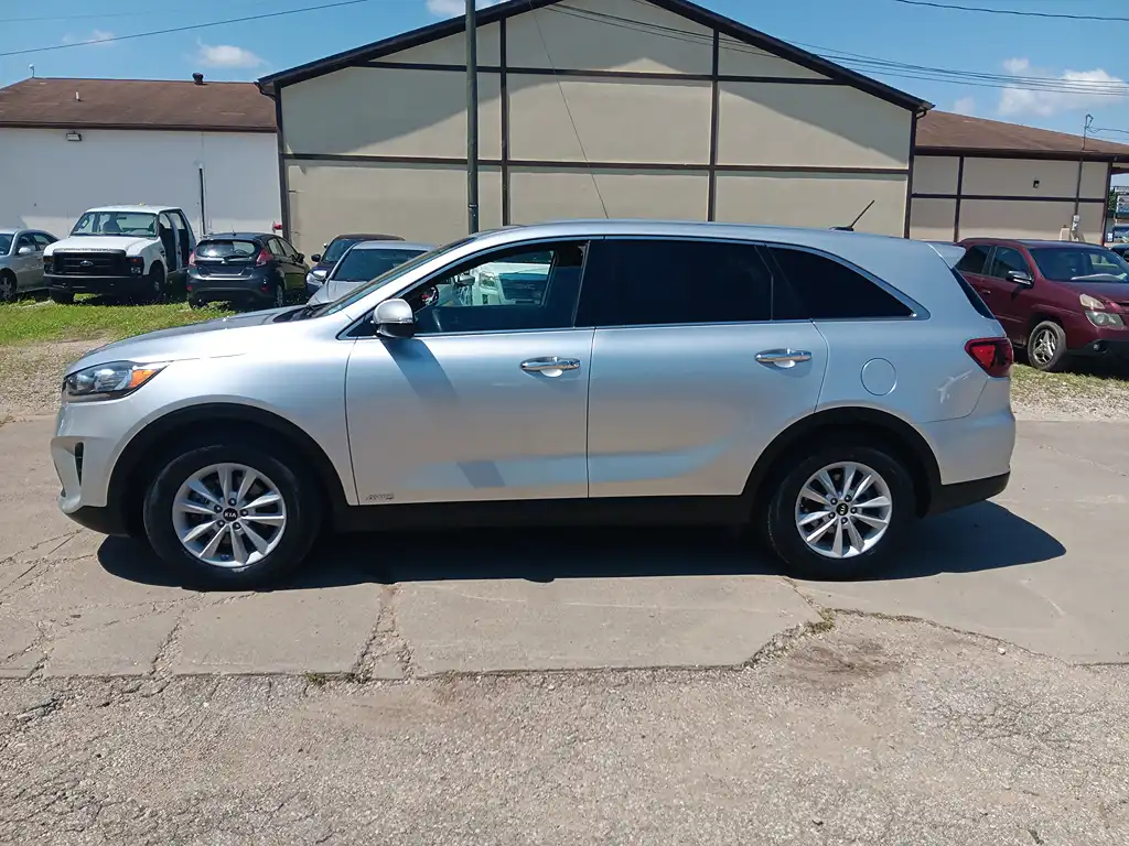 2019 Kia Sorento LX V6 AT 4WD's photo