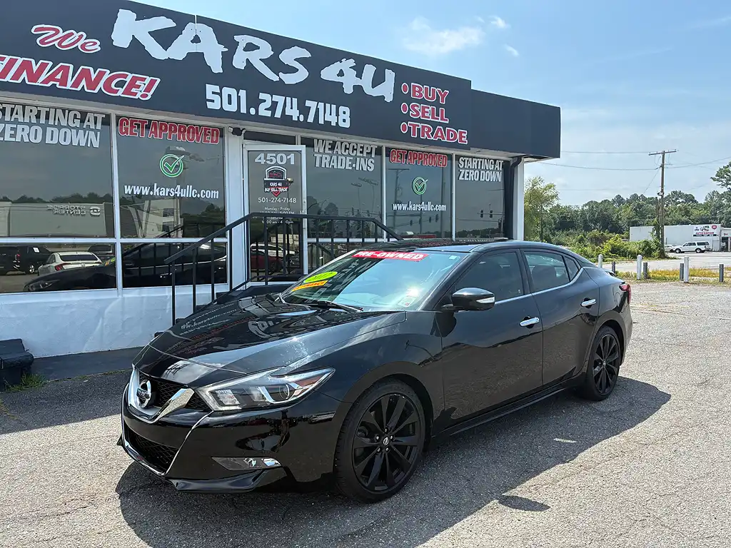 2017 Nissan Maxima 3.5 SR's photo