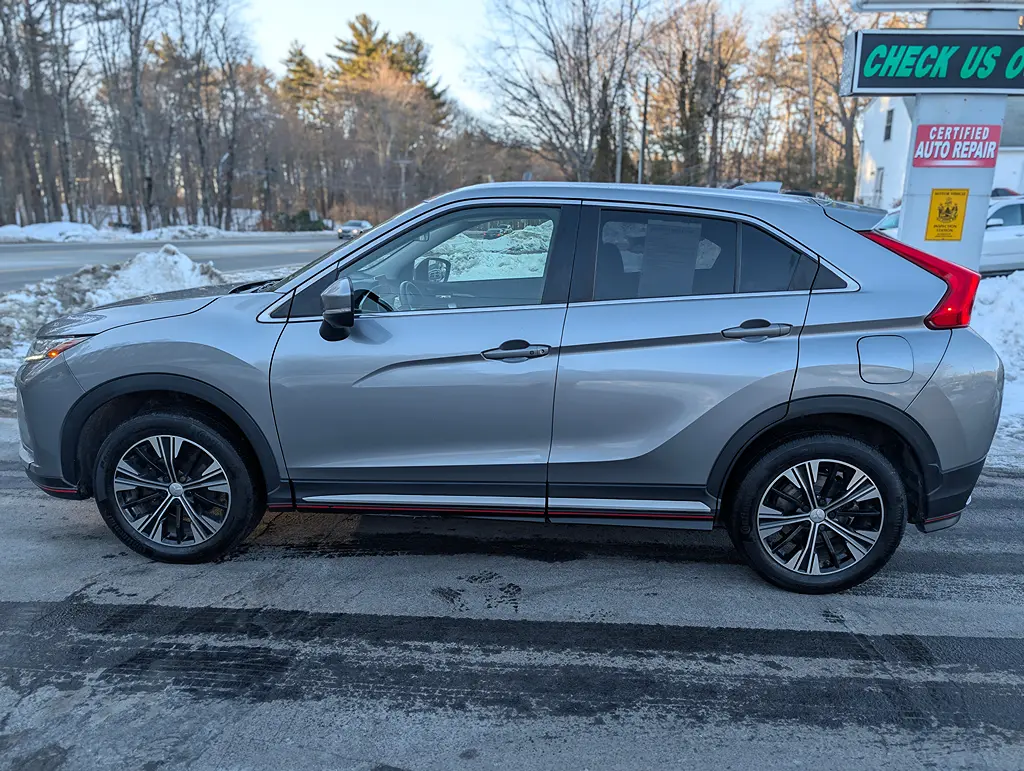 2018 Mitsubishi Eclipse Cross SEL S-AWC photo 3