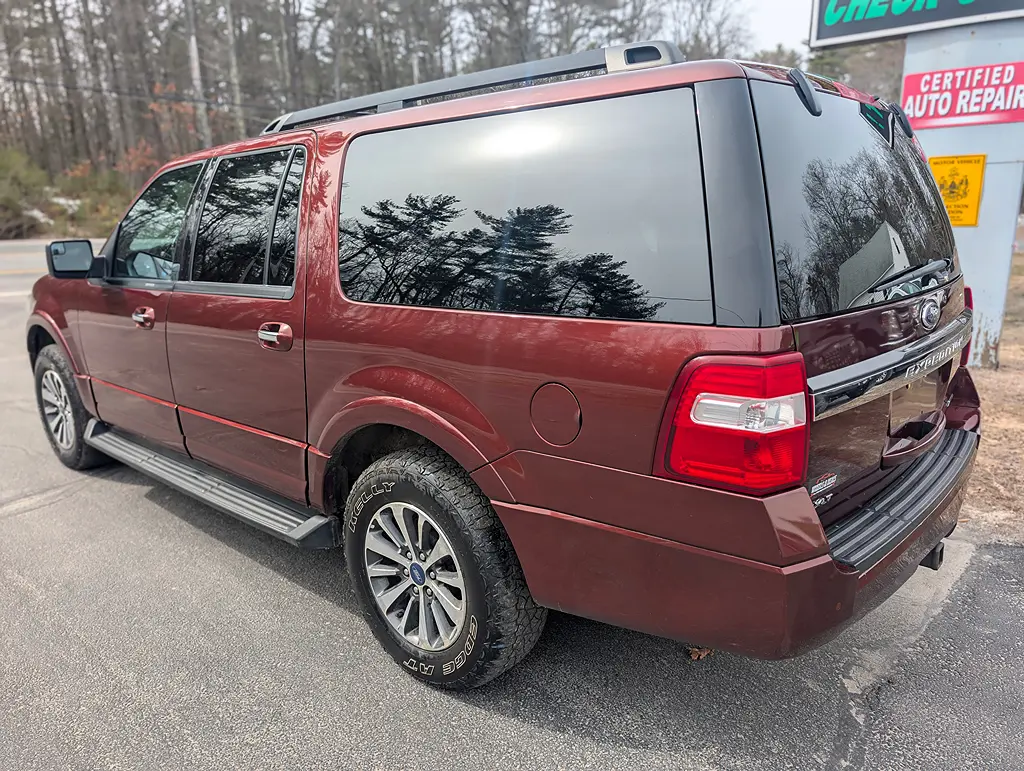 2016 Ford Expedition XLT 4x4 EL photo 3