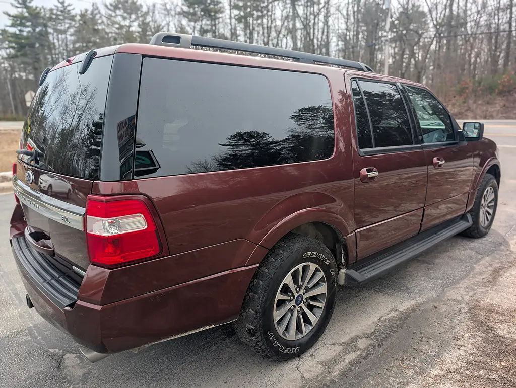 2016 Ford Expedition XLT 4x4 EL photo 5