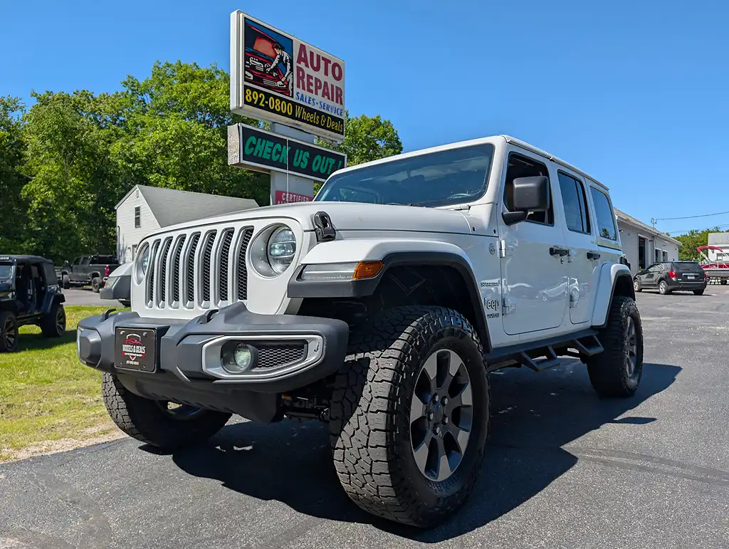 2018 Jeep Wrangler Sahara's photo