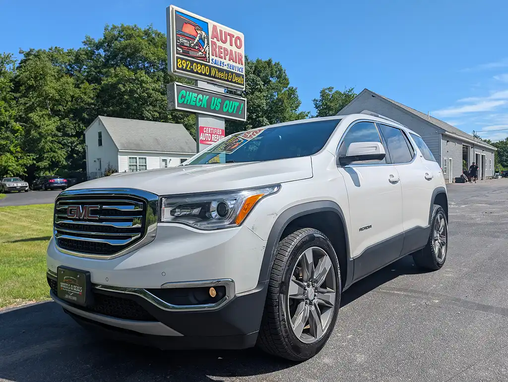 2017 GMC Acadia SLT-2 AWD's photo