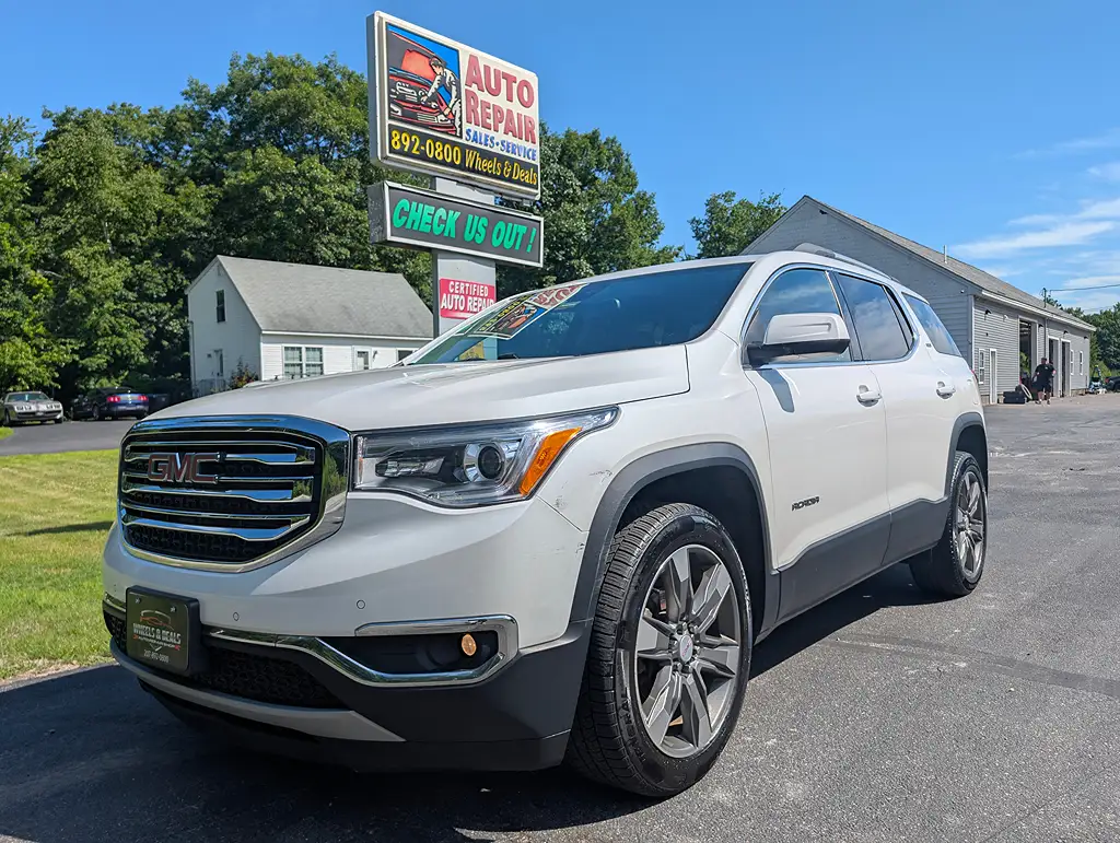 2017 GMC Acadia SLT2 AWD photo 1