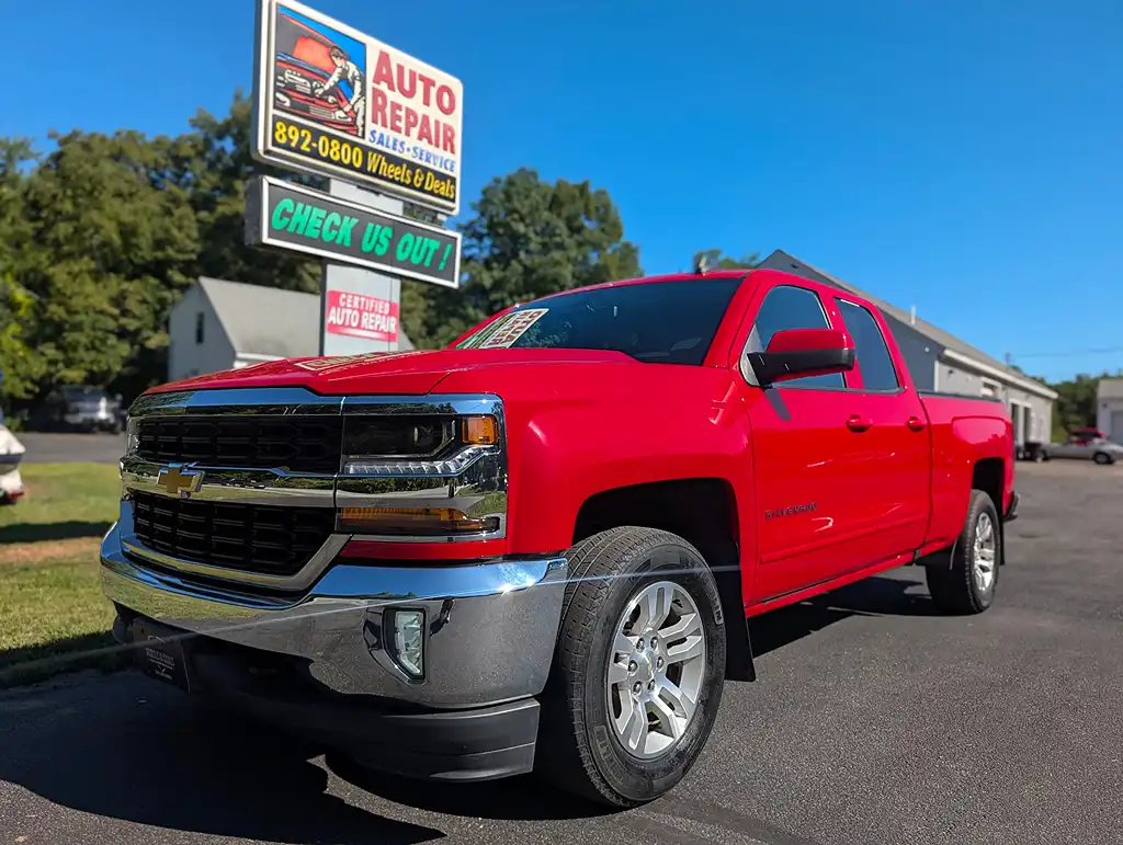 2019 Chevrolet Silverado 1500 LT 4WD Double Cab Standard Box's photo