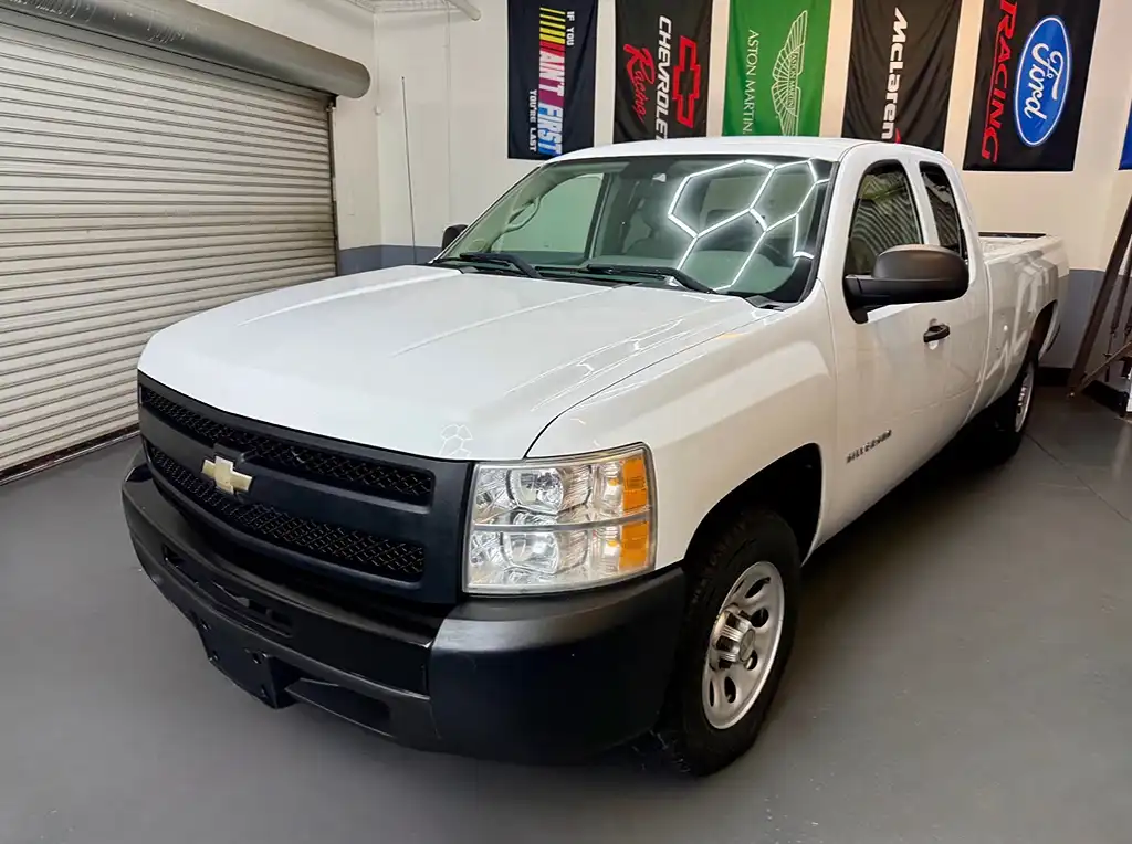 2011 Chevrolet Silverado 1500 Work Truck Extended Cab LWB's photo