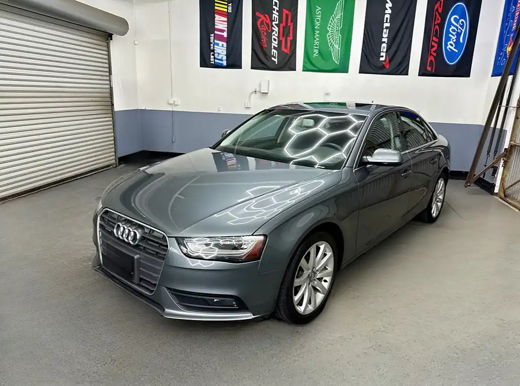 2013 Audi A4 2.0T quattro tiptronic Premium's photo