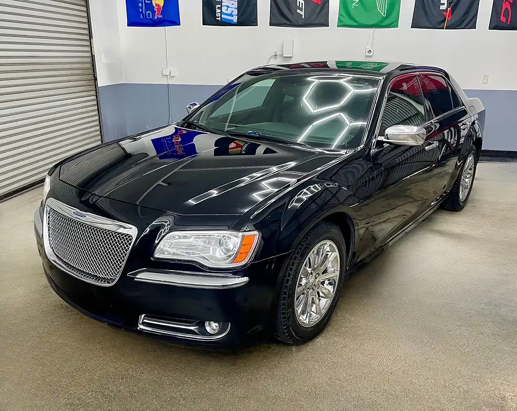 2014 Chrysler 300 C HEMI's photo