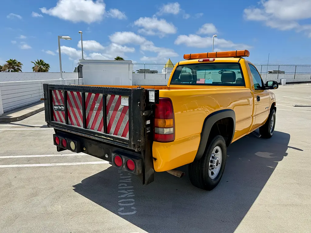 2003 GMC Sierra undefined photo 3
